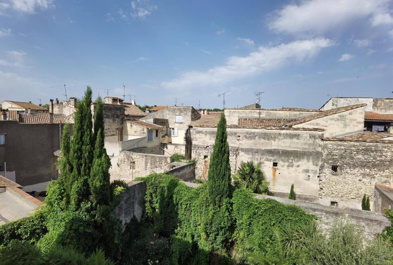 Le Clos Des Consuls Tarascon Ngoại thất bức ảnh