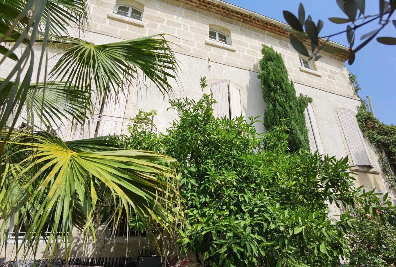 Le Clos Des Consuls Tarascon Ngoại thất bức ảnh