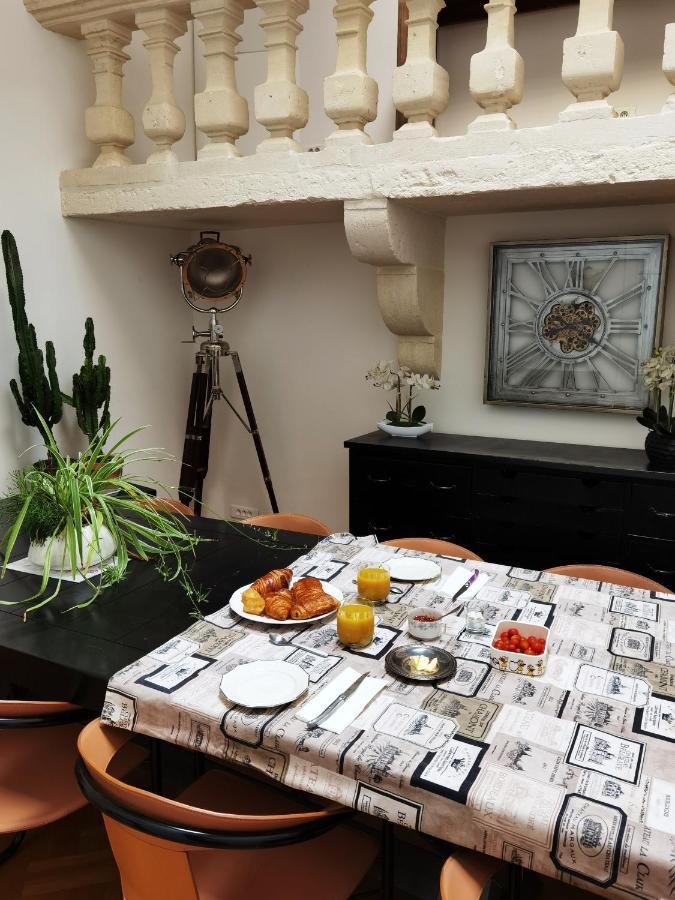 Le Clos Des Consuls Tarascon Ngoại thất bức ảnh