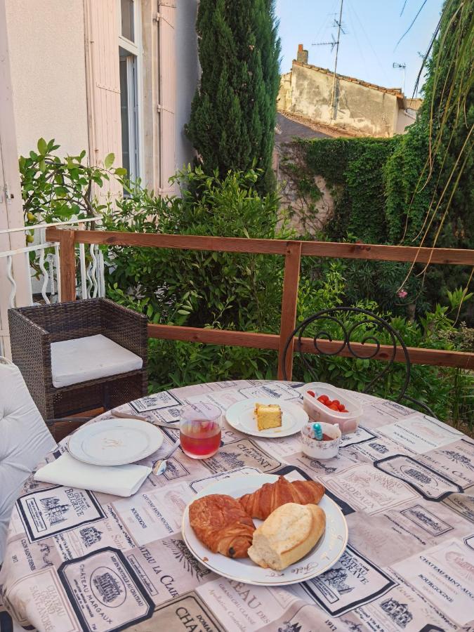 Le Clos Des Consuls Tarascon Ngoại thất bức ảnh